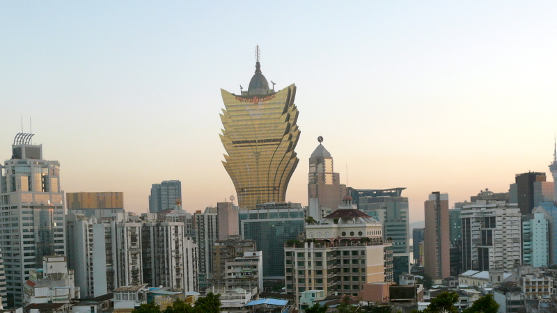 Illustration for article titled Flower-Shaped Buildings Turn Cities Into Artificial Gardens